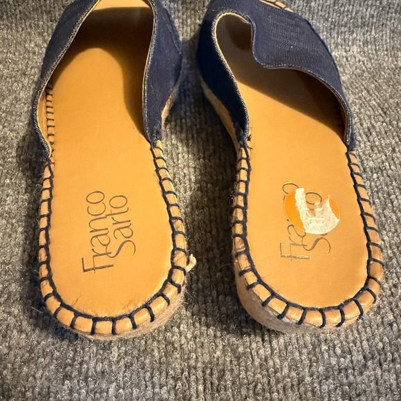 Franco Sarto Sandals Womens 8 Denim Espadrille Wedge Slip On Casual Classy - Picture 5 of 7